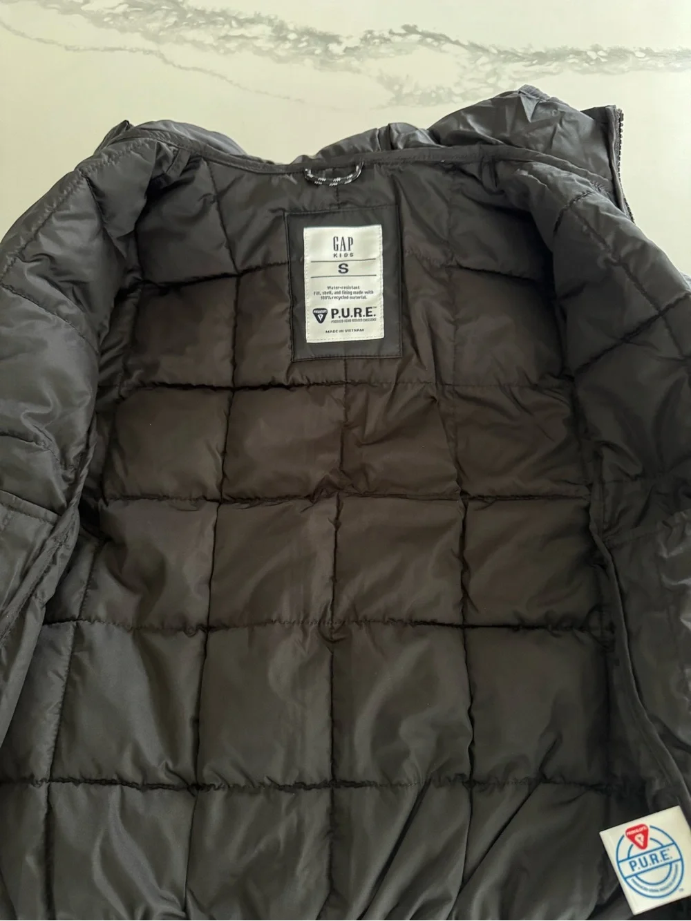 GAP Kids Lightweight Puffer Jacket Size Small 6-7